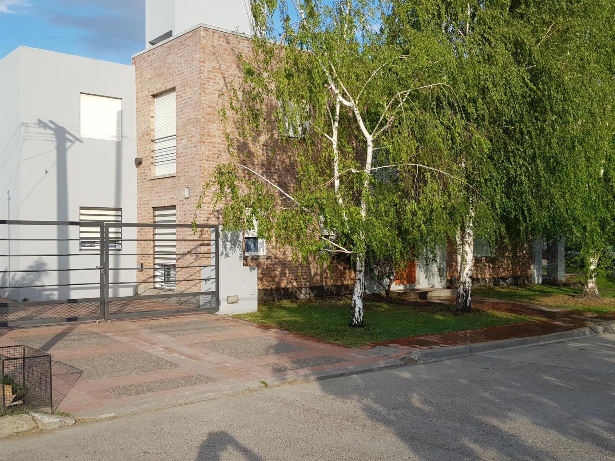 Apartamento Departamentos Alsina 1 Viedma Exterior foto